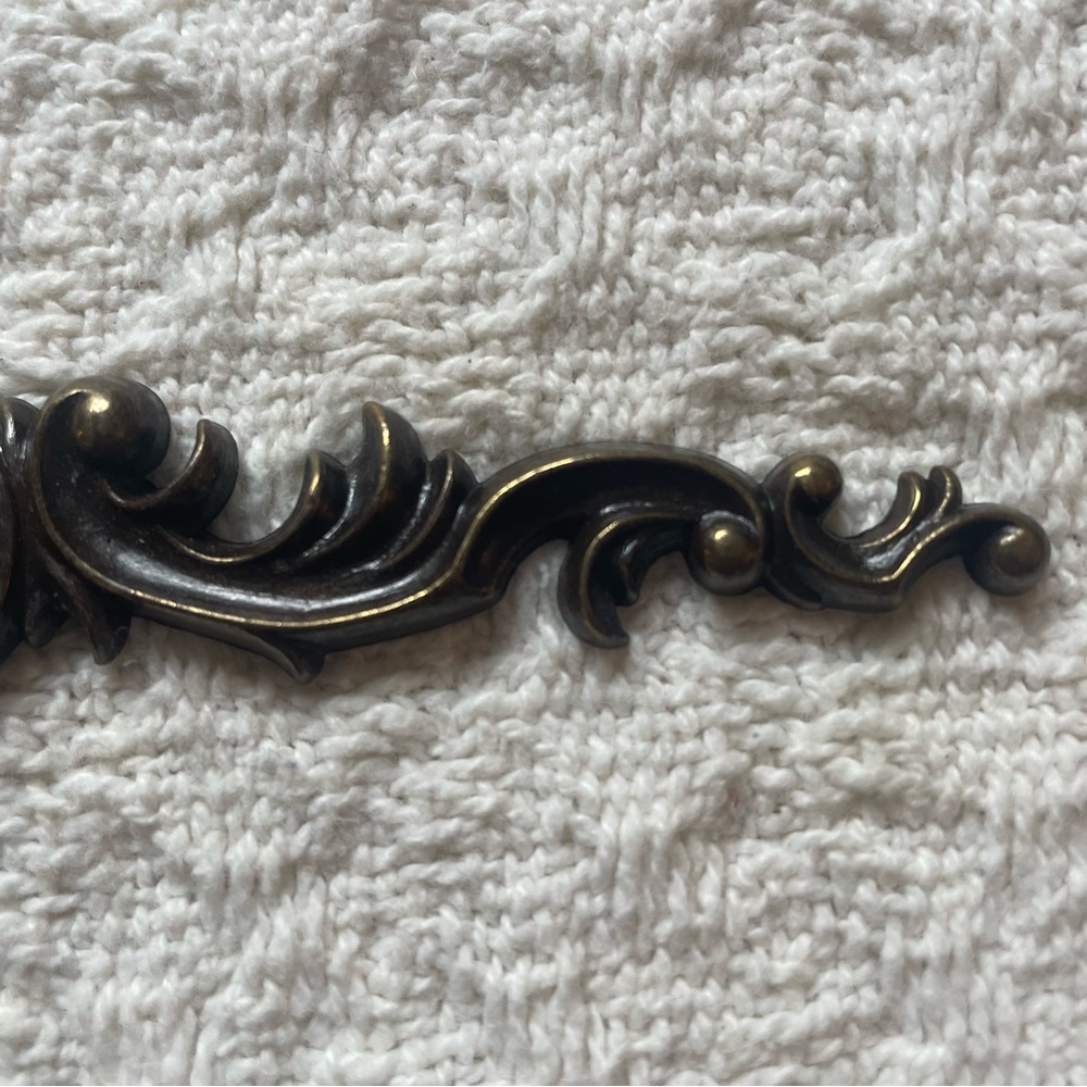Vintage Set of 4 Handles for Dressers Knobs Pulls Hollywood Regency Hardware MCM - Picture 10 of 12